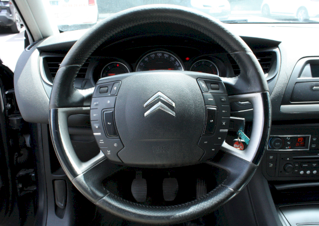 Citroen Citroën C5 CITROËN C5 III 1.6 HDI 110
