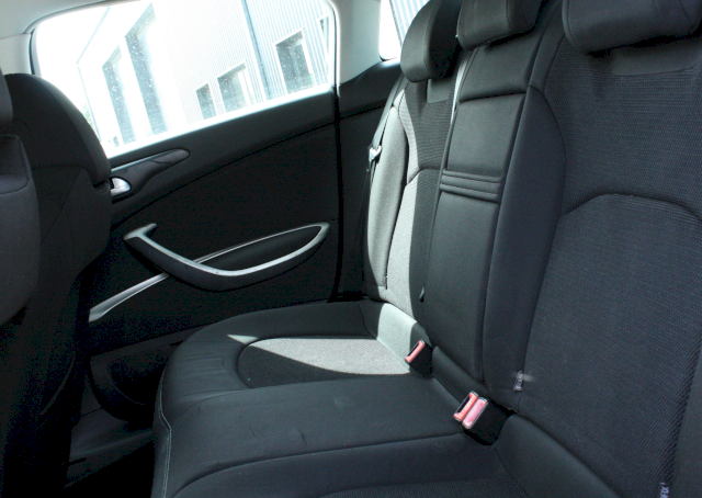 Citroen Citroën C5 CITROËN C5 III 1.6 HDI 110