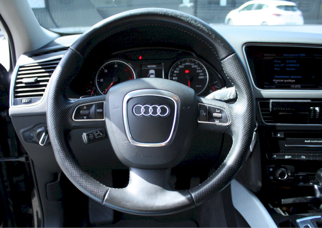 Audi Audi Q5 AUDI Q5 2.0 TDI QUATTRO