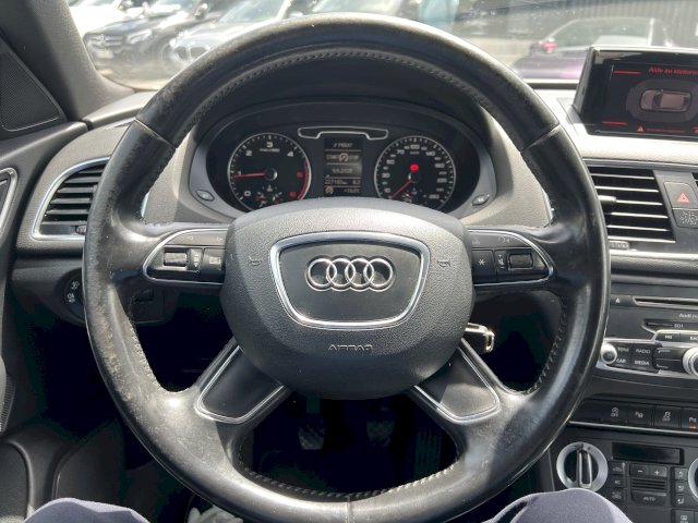 Audi Audi Q3  2.0 TDI 140 Business Line