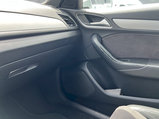Audi Audi Q3  2.0 TDI 140 Business Line