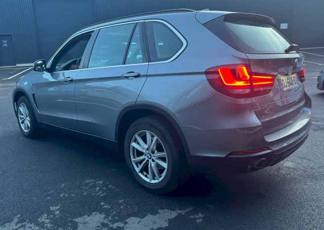 BMW BMW X5 III (F15) xDrive25dA 218ch Lounge