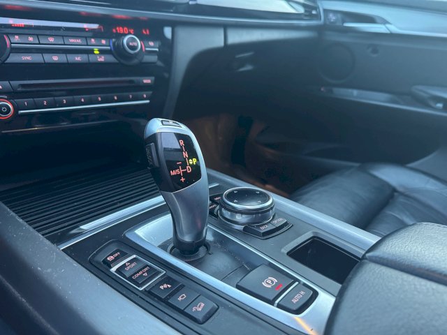 BMW BMW X5 III (F15) xDrive25dA 218ch Lounge