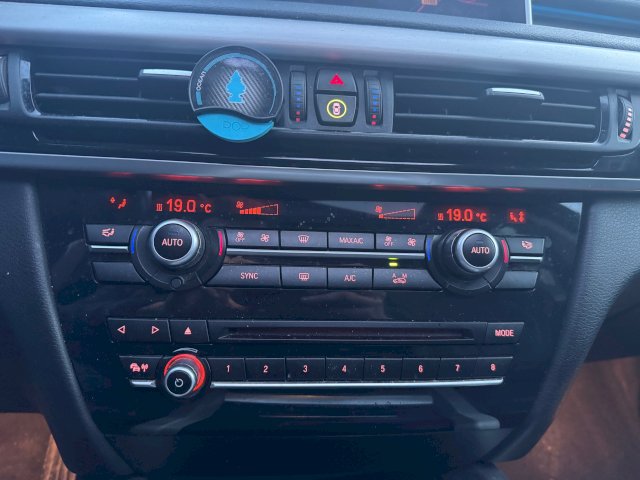 BMW BMW X5 III (F15) xDrive25dA 218ch Lounge