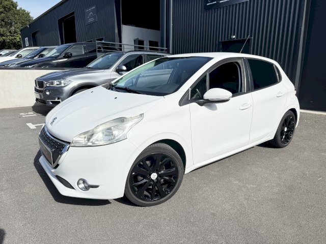 Peugeot Peugeot 208 I 5 Portes 1.4 HDi FAP 68 cv