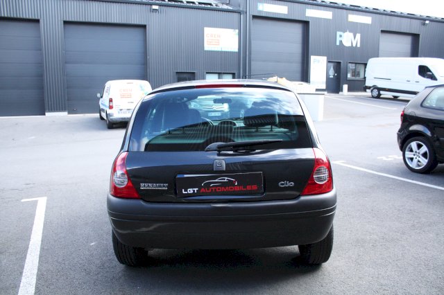 Renault Renault Clio RENAULT CLIO II 1.6
