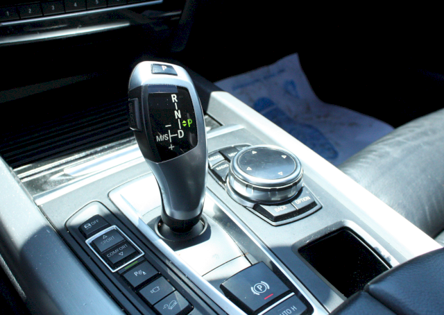 BMW BMW X5 III (F15) xDrive25dA 218ch Lounge