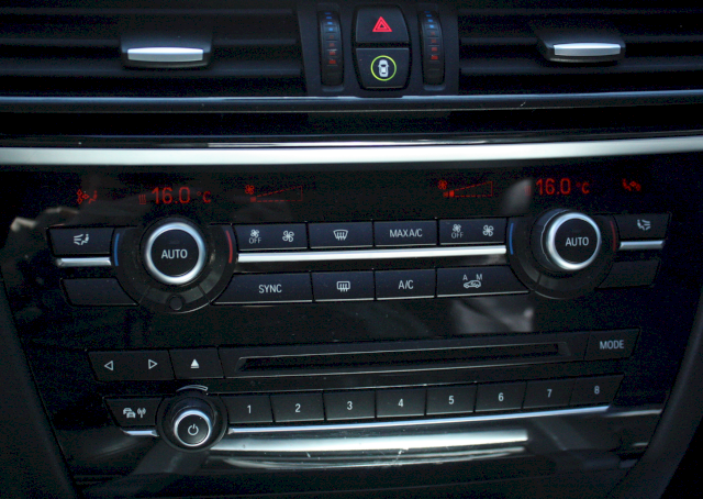 BMW BMW X5 III (F15) xDrive25dA 218ch Lounge