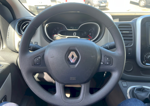 Renault Renault Trafic 6 Places 125cv L2 H1