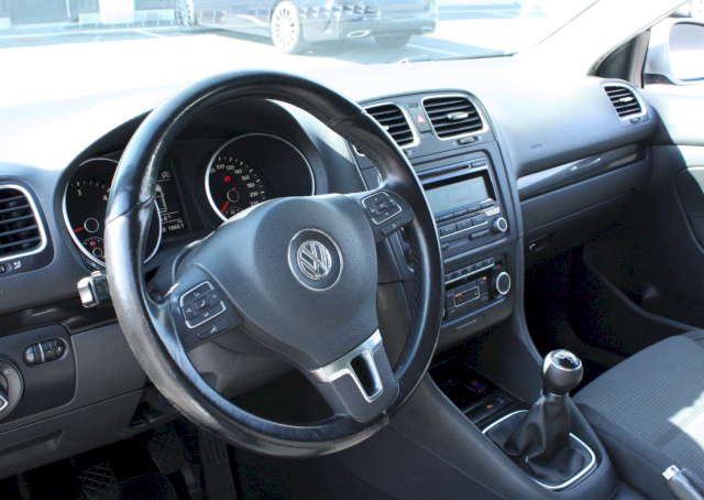 Volkswagen Volkswagen Golf VOLKSWAGEN GOLF VI VARIANT 1.6 TDI