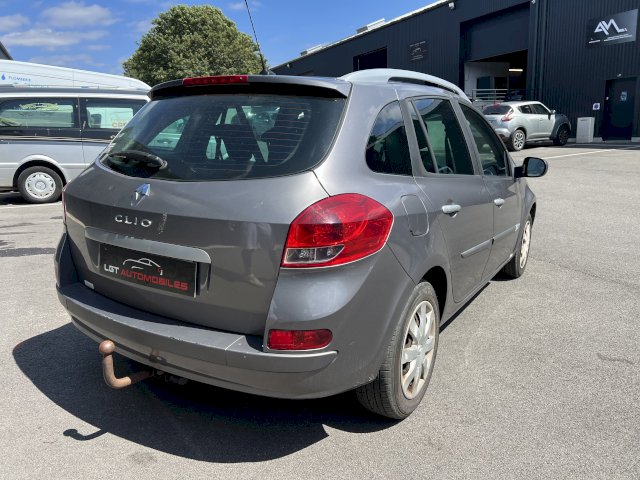 Renault Renault Clio III (B/C85) 1.5 dCi 85ch Dynamique 5p