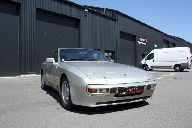 Porsche 944 PORSCHE 944 2.5