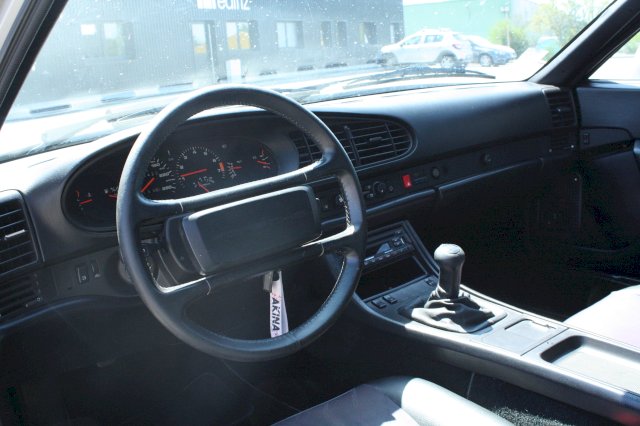 Porsche 944 PORSCHE 944 2.5