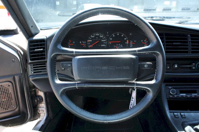 Porsche 944 PORSCHE 944 2.5