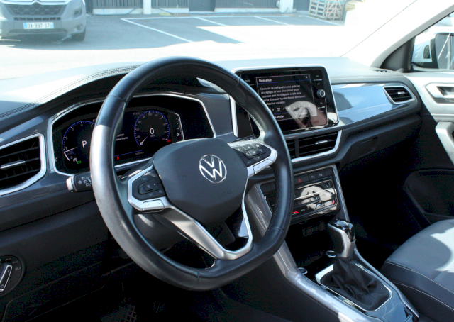 Volkswagen Volkswagen T-Roc VOLKSWAGEN T-ROC 1.5 TSI