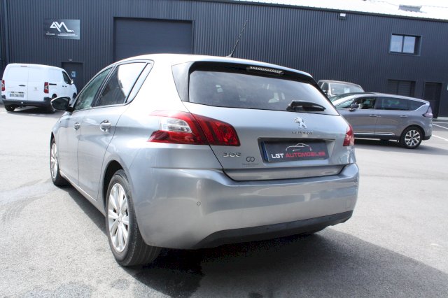 Peugeot Peugeot 308 PEUGEOT 308 II 1.2 THP 110