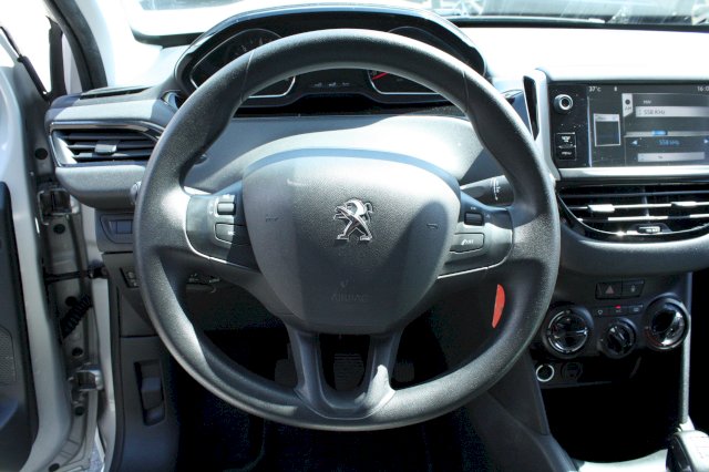 Peugeot Peugeot 208 PEUGEOT 208 I 1.4 HDI