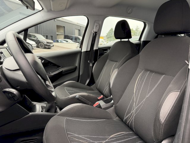 Peugeot Peugeot 208  1.0 VTi Business 5p
