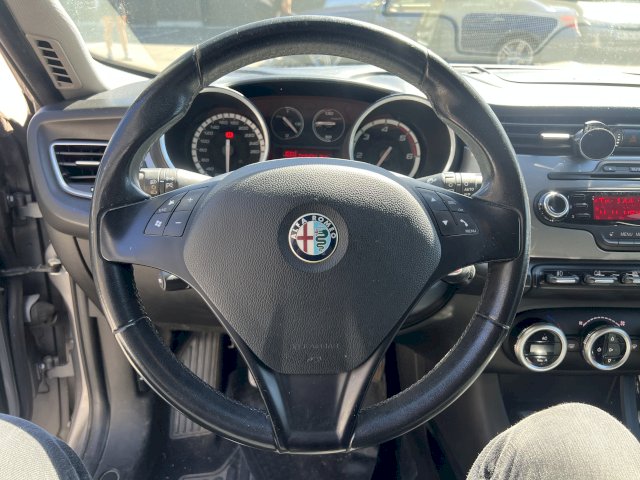 Alfa-Romeo Alfa-Romeo Giulietta 1.6 JTDM 16V