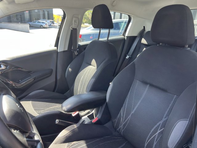 Peugeot Peugeot 208  1.4 HDi FAP Access 5p