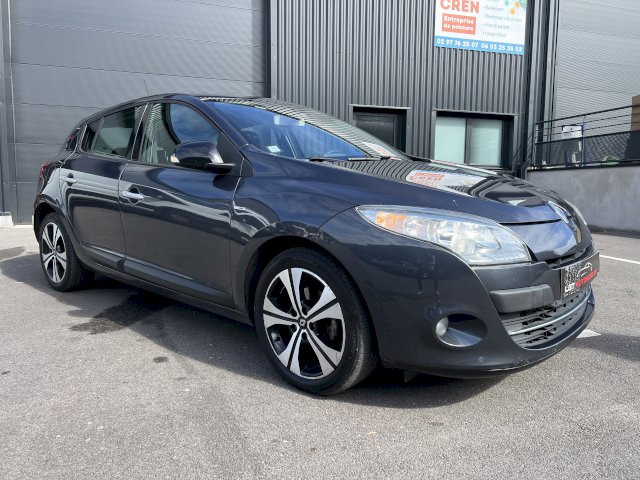Renault Renault Megane III (B95) 1.5 dCi 110ch FAP Bose EDC eco²