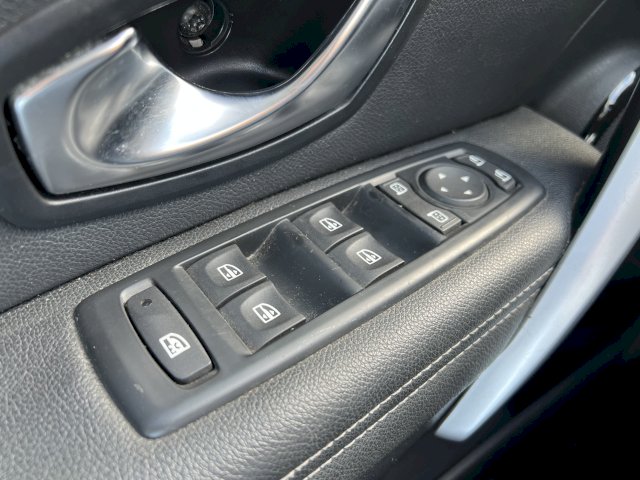 Renault Renault Megane III (B95) 1.5 dCi 110ch FAP Bose EDC eco²