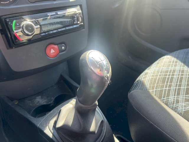 Renault Renault Clio III (B/C85) 1.5 dCi 85ch Dynamique 5p