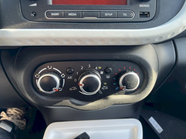 Renault Renault Twingo III (C07) 1.0 SCe 70ch Stop&Start Limited EDC