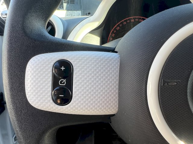 Renault Renault Twingo III (C07) 1.0 SCe 70ch Stop&Start Limited EDC