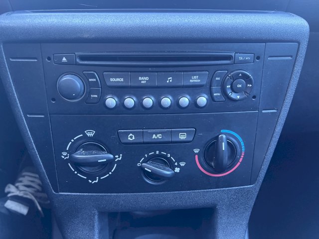 Citroen Citroën C4  1.6 HDi92 Pack