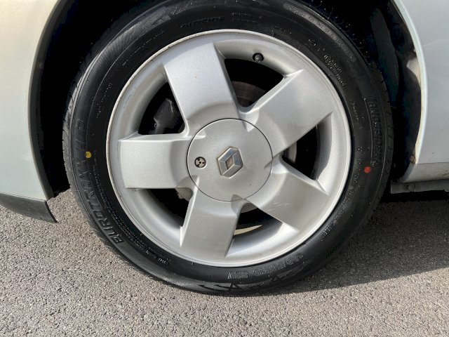 Renault Renault Clio II (B/C65) 1.6 16v 110ch Privilège 5p