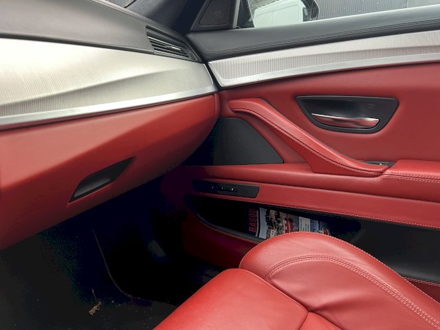 BMW BMW M5 V (F10M) M5 560ch