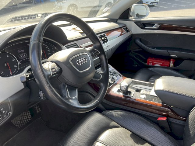 Audi Audi A8 III 3.0 V6 TDI 250ch quattro Tiptronic