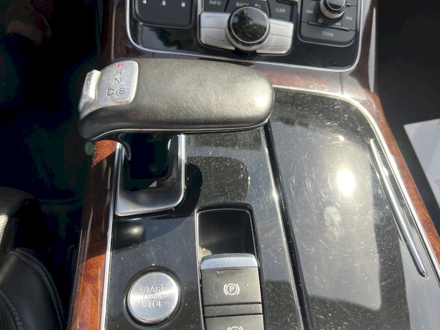 Audi Audi A8 III 3.0 V6 TDI 250ch quattro Tiptronic