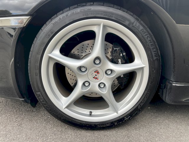 Porsche Porsche 911 III (996) 320ch Carrera BV6