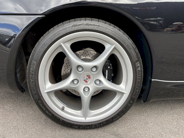 Porsche Porsche 911 III (996) 320ch Carrera BV6