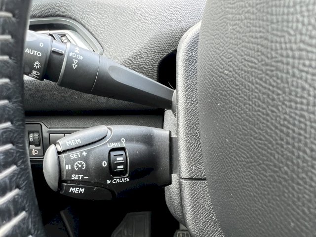 Peugeot Peugeot 308 II (T9) Phase II 1.2 THP 12V BVM6 110 cv