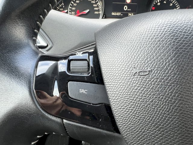 Peugeot Peugeot 308 II (T9) Phase II 1.2 THP 12V BVM6 110 cv