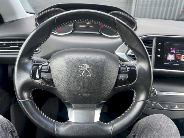 Peugeot Peugeot 308 II (T9) Phase II 1.2 THP 12V BVM6 110 cv