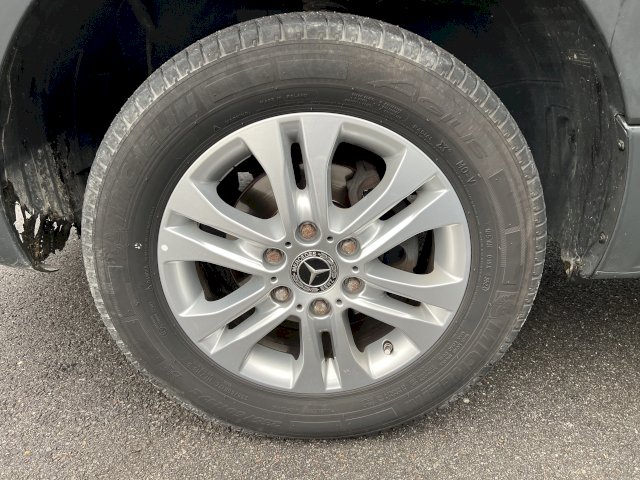 Mercedes-Benz Mercedes-Benz Sprinter II 319 CDI 43S 3T5 4X2 7G Tronic