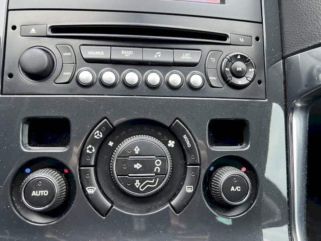 Peugeot Peugeot 3008  1.6 e-HDi115 FAP Active BMP6