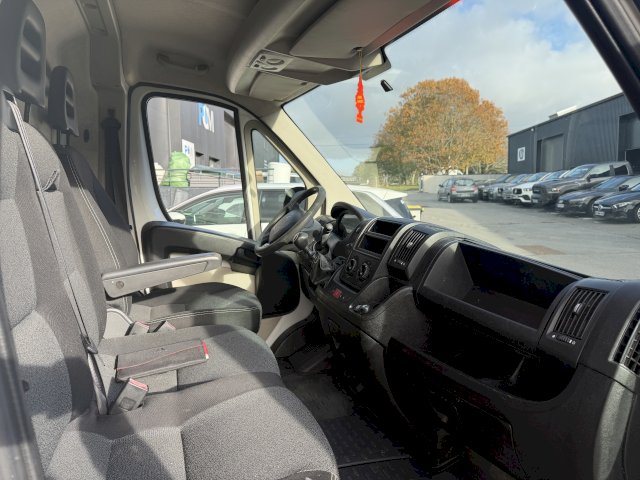 Citroen Citroën Jumper II HDi100 Combi Confort 33 L2H2