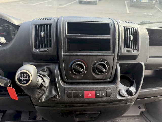 Citroen Citroën Jumper II HDi100 Combi Confort 33 L2H2