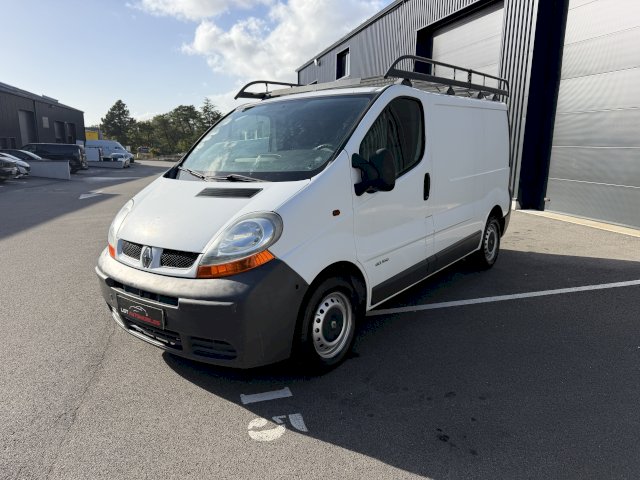 Renault Renault Trafic II L2H1 1200kg 1.9 dCi Fourgon long 100 cv