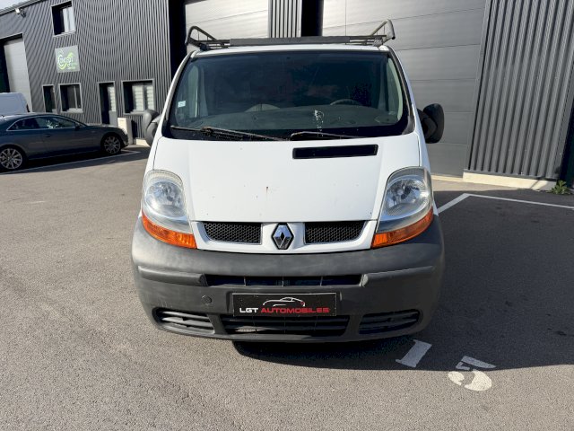 Renault Renault Trafic II L2H1 1200kg 1.9 dCi Fourgon long 100 cv