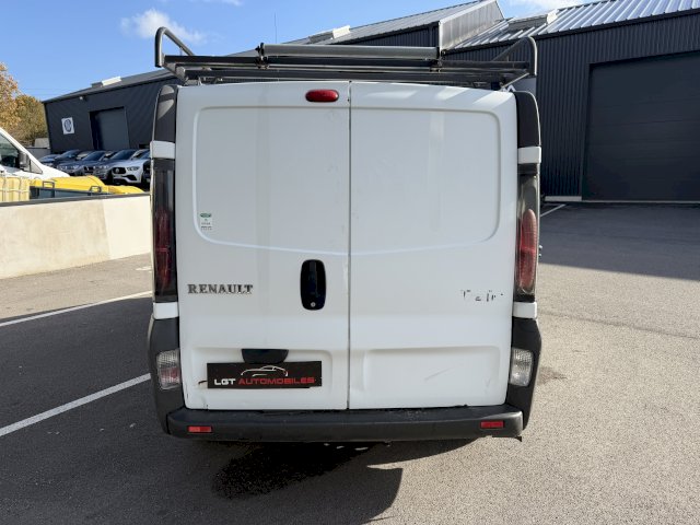 Renault Renault Trafic II L2H1 1200kg 1.9 dCi Fourgon long 100 cv