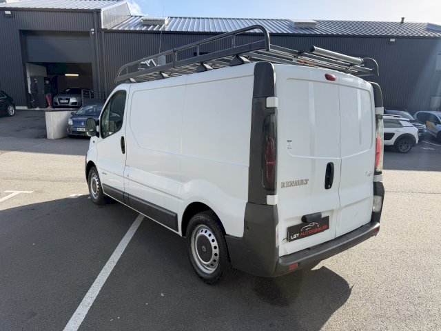 Renault Renault Trafic II L2H1 1200kg 1.9 dCi Fourgon long 100 cv