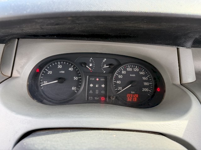 Renault Renault Trafic II L2H1 1200kg 1.9 dCi Fourgon long 100 cv
