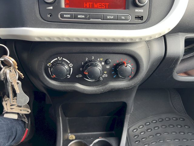 Renault Renault Twingo III (C07) 1.0 SCe 70ch Stop&Start Zen eco²