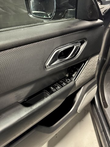 Land-Rover Land-Rover Range Rover Velar 3.0D V6 300ch R-Dyna